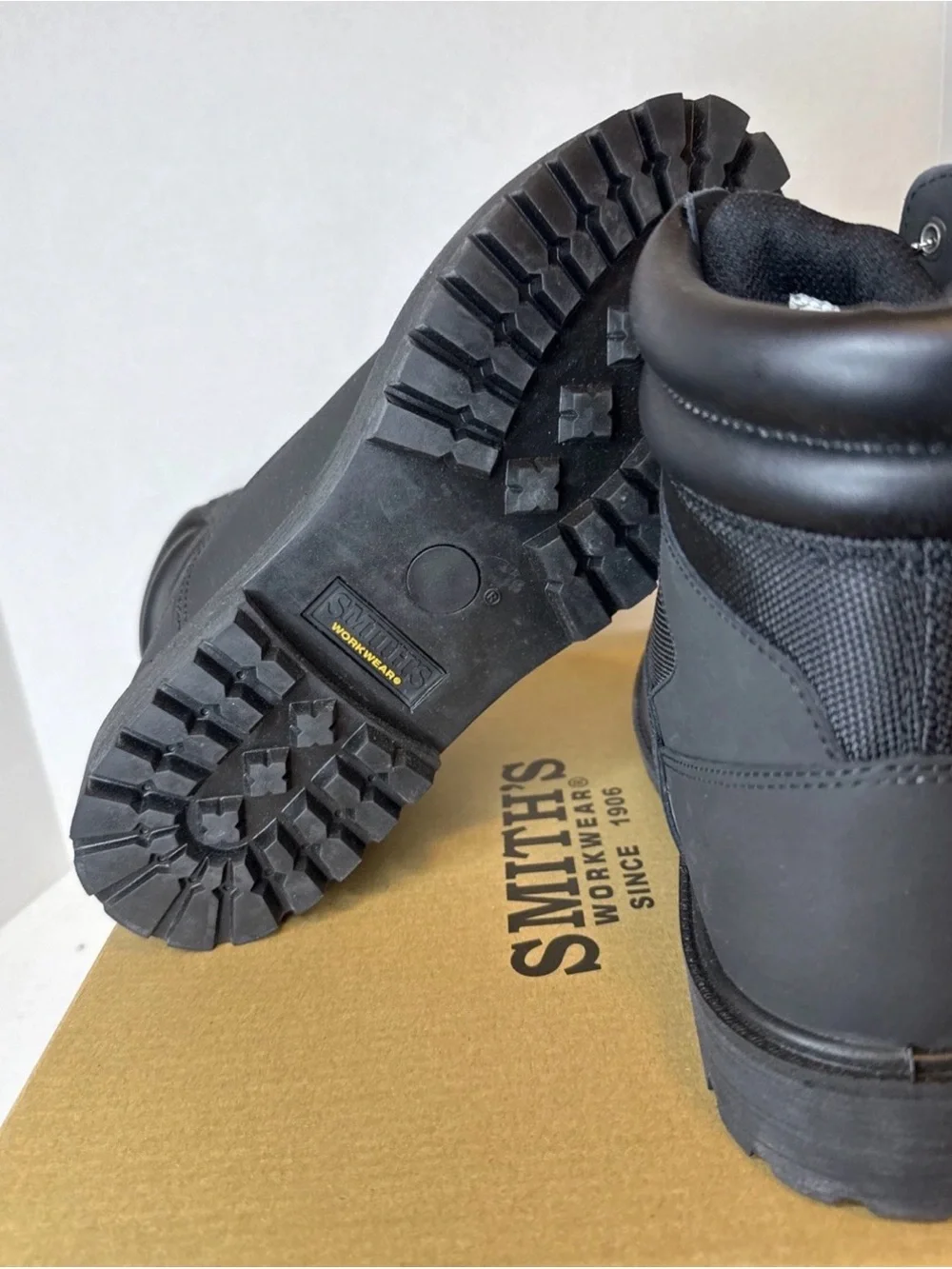 SMITH Men's Black Work Boots - Lace-Up Ankle Boot size 10